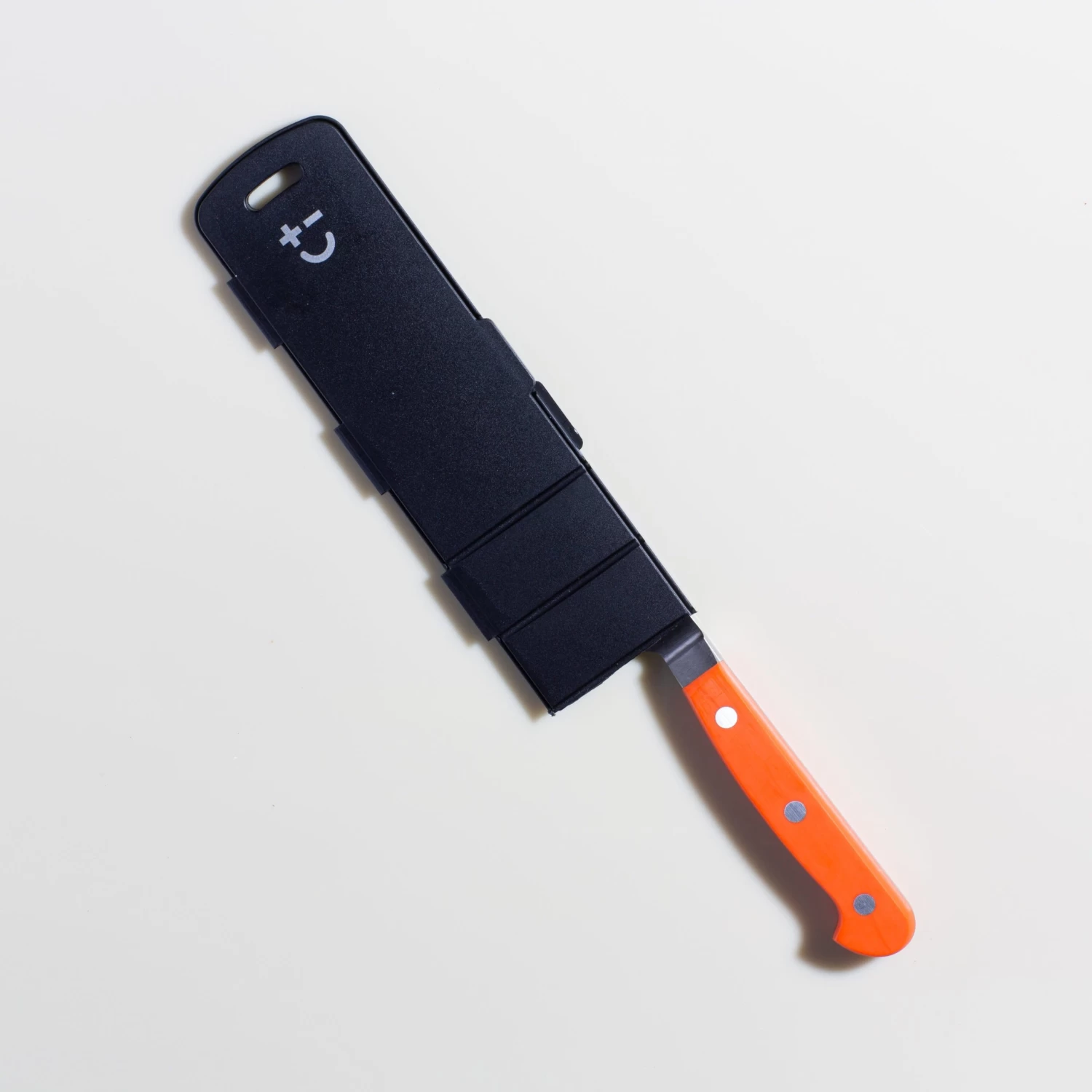 Bisbell Universal Magnetic Blade Cover 4 Bisbell Universal Magnetic Blade Cover - Image 2