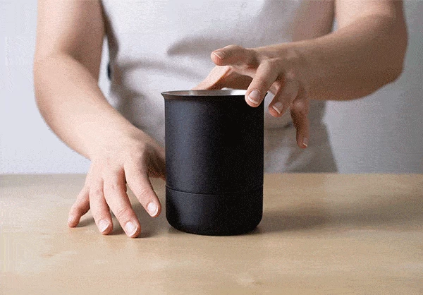 Fellow Stagg Pour-Over Set With Carafe 6 Fellow Stagg Pour-Over Set With Carafe - Image 4