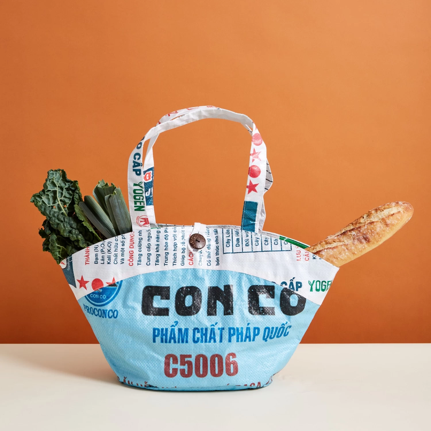 Serrv International Recycled Feed Bag Market Tote 5 Serrv International Recycled Feed Bag Market Tote - Image 3