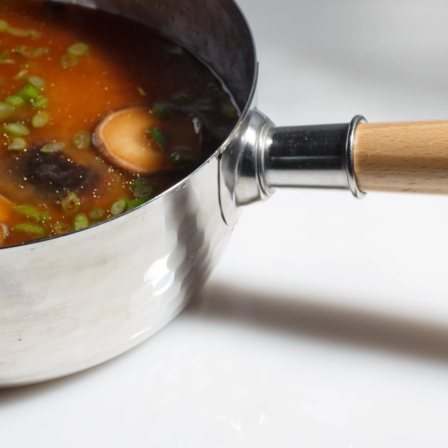 Yoshikawa Yukihira Saucepan With Lid 7 Yoshikawa Yukihira Saucepan With Lid - Image 5