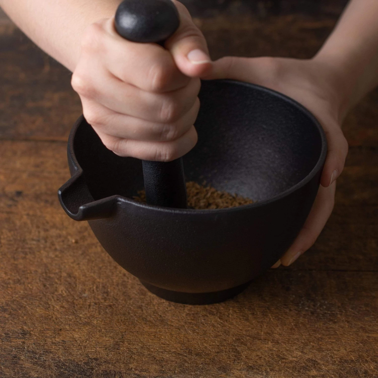 Zassenhaus Large Cast-Iron Mortar And Pestle 4 Zassenhaus Large Cast-Iron Mortar And Pestle - Image 2